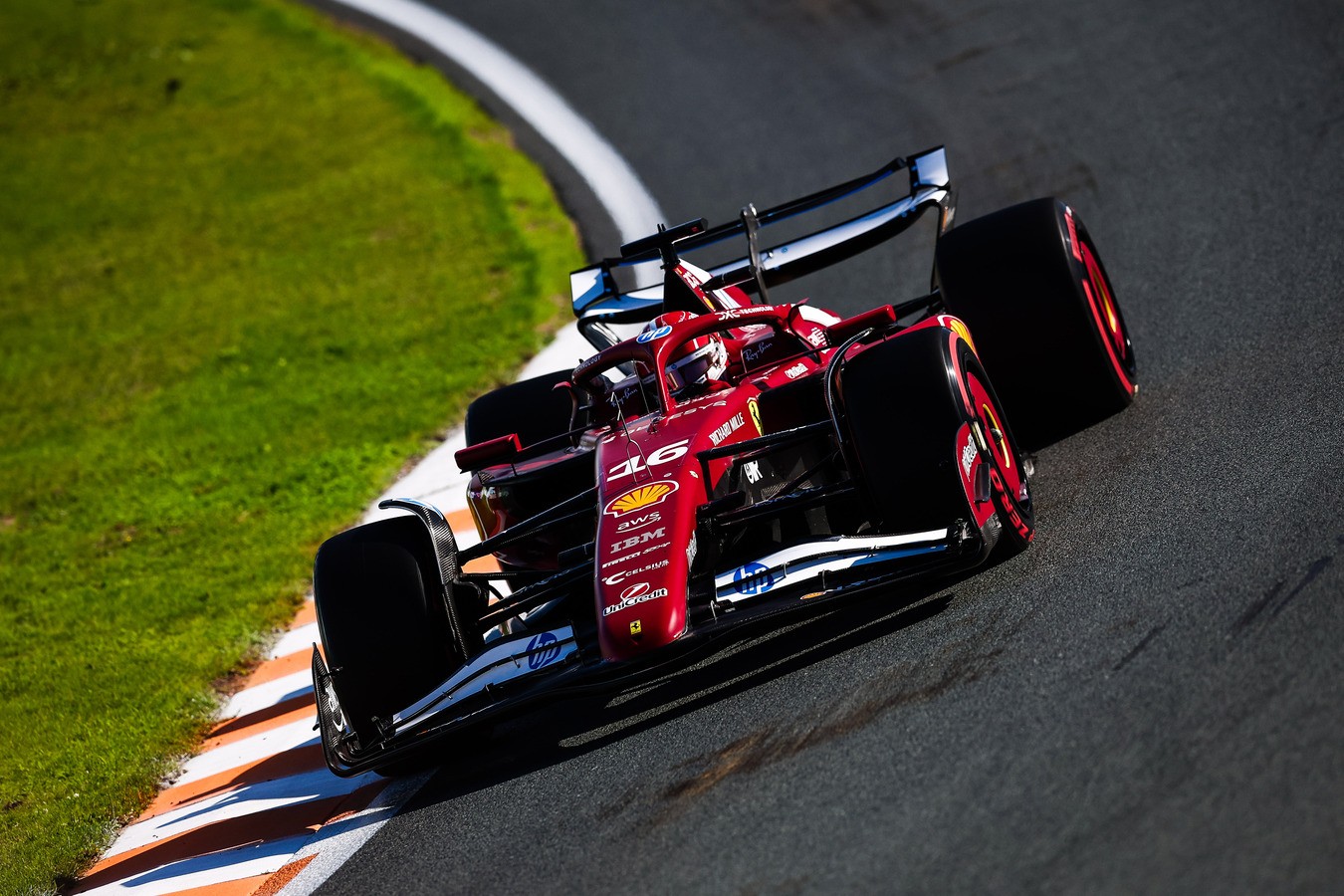 Villeneuve „furcsa" különbséget fedezett fel Leclerc és Hamilton között a Holland Nagydíjon